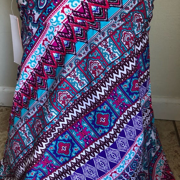 Swimsuit - Picture 3 of 5